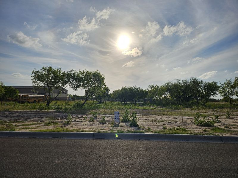 Photo of 1363 Giuseppe Verdi Ave