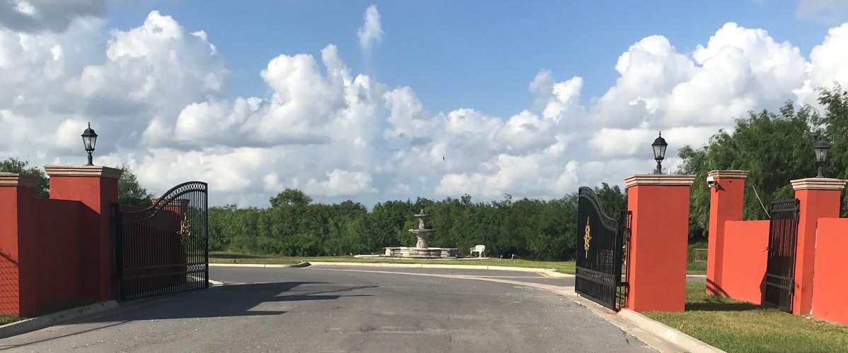 Lago Bello Entrance Fountain